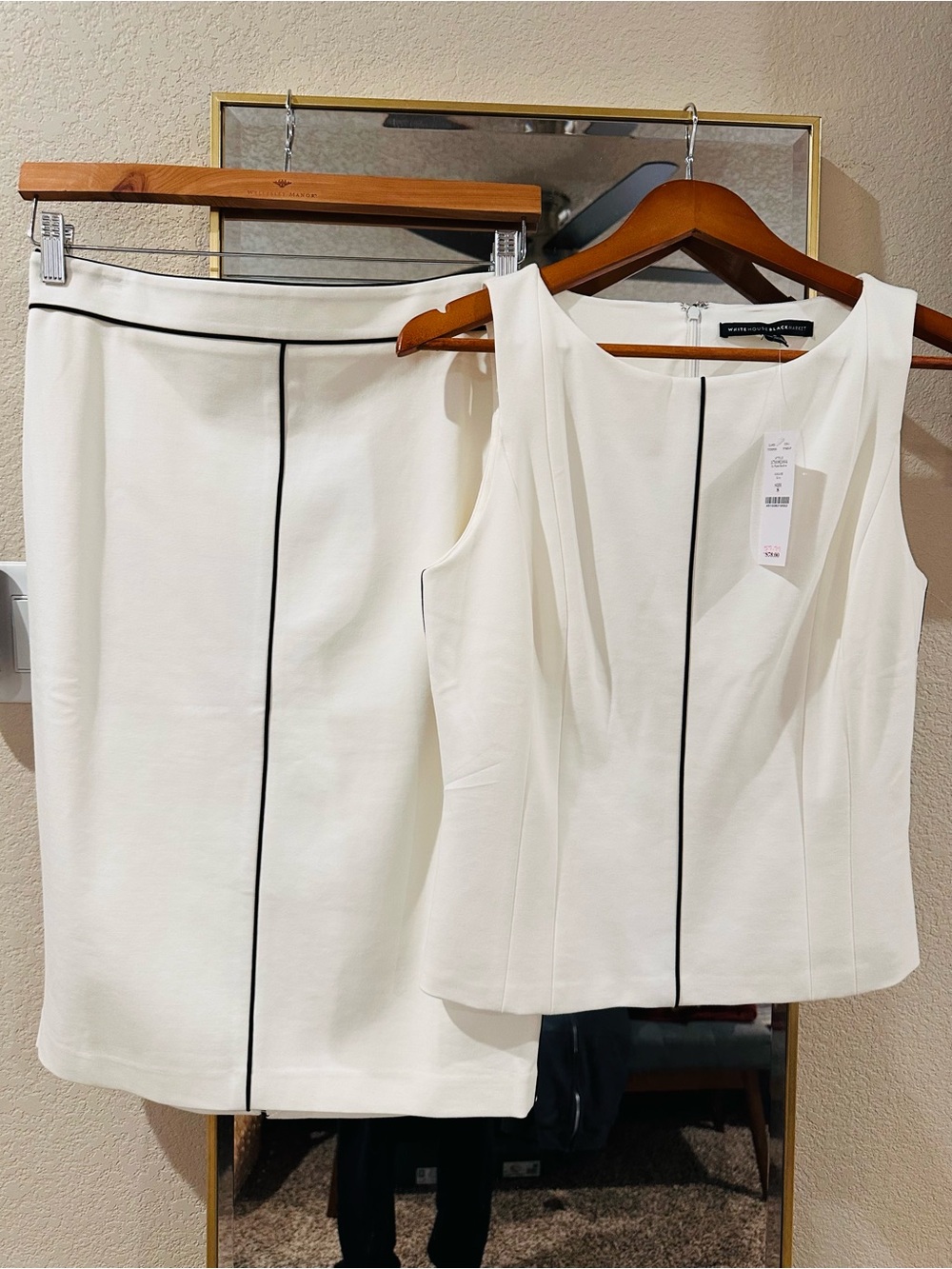 White House Black Market White 2pc Women’s White Size 8 NWT